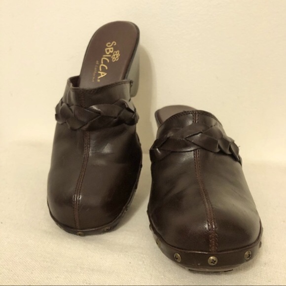 SBICCA Brown Leather Clogs - Picture 3 of 11
